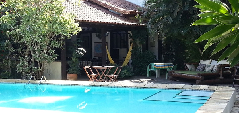 Imagen de la piscina del Hotel Pousada Alicia B&uacute;zios. Foto 18