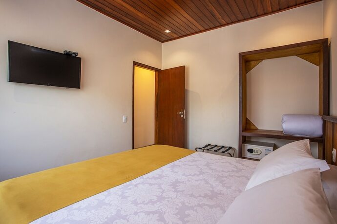 Imagen general del Hotel Pousada Altamira, Ilhabela. Foto 2