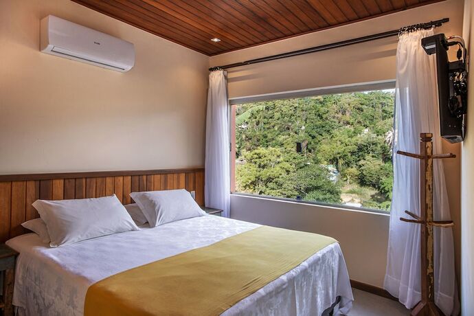Imagen general del Hotel Pousada Altamira, Ilhabela. Foto 5