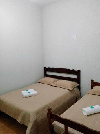 Imagen de la habitación del Hotel Pousada Amanhecer do Itaguá. Foto 1