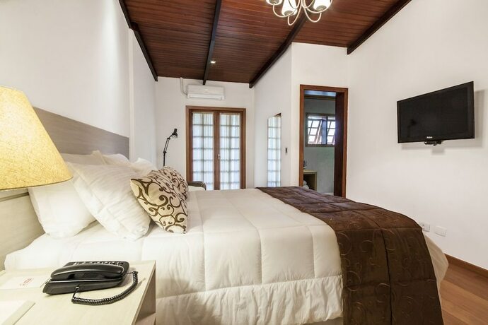 Imagen general del Hotel Pousada Apple House - Campos Do Jord&atilde;o. Foto 1