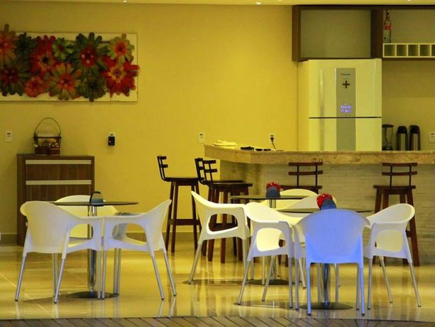 Imagen de la piscina del Hotel Pousada Apple House Paraty. Foto 15