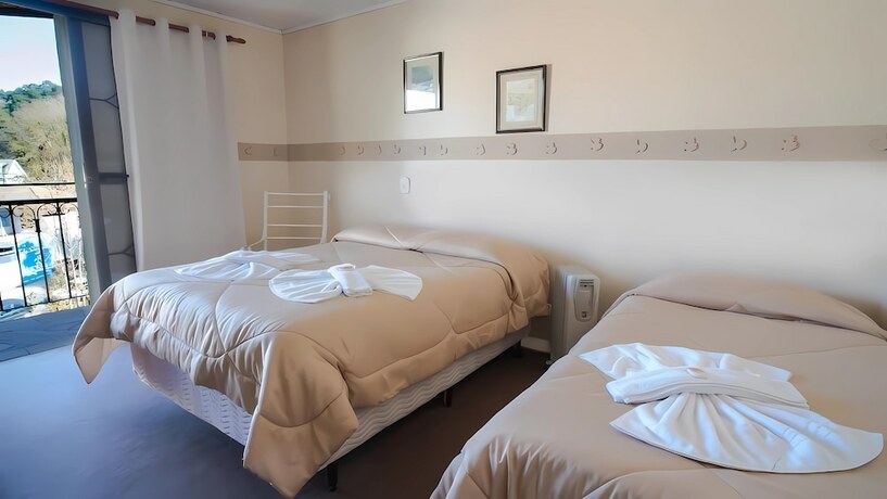 Imagen de la habitación del Hotel Pousada Arauc&aacute;ria, Campos do Jordao. Foto 16