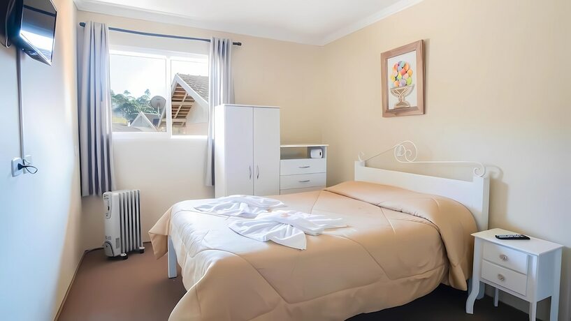 Imagen de la habitación del Hotel Pousada Arauc&aacute;ria, Campos do Jordao. Foto 18