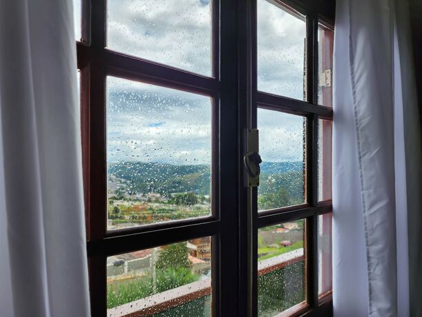 Imagen de la habitación del Hotel Pousada Arauc&aacute;ria Village. Foto 14