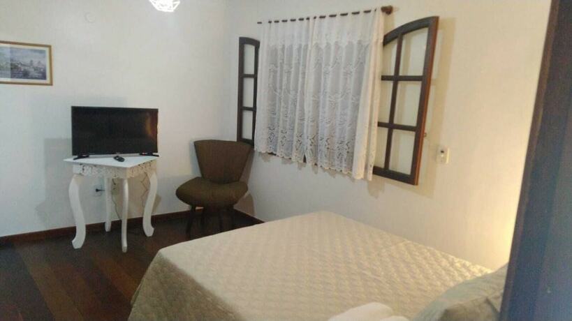 Imagen de la habitación del Hotel Pousada Arvore Da Vida, Teres&oacute;polis. Foto 11