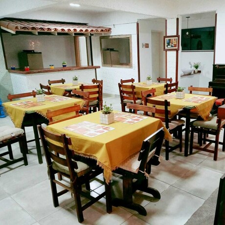 Imagen general del Hotel Pousada Arvore Da Vida, Teres&oacute;polis. Foto 9