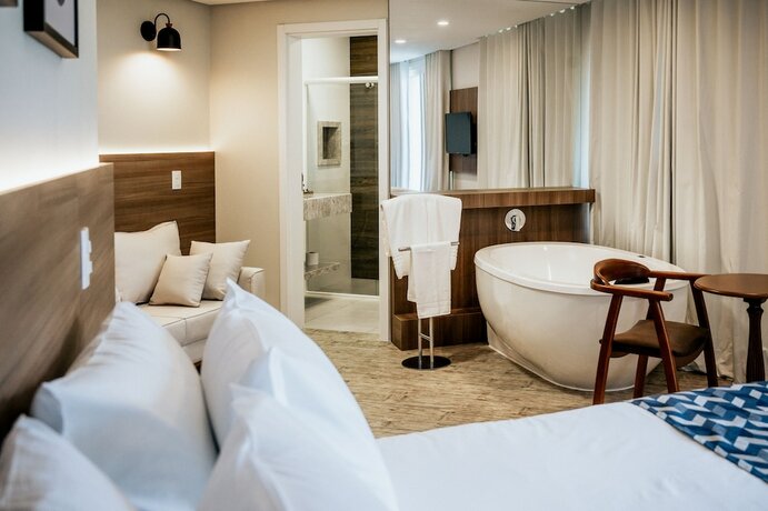 Imagen de la habitación del Hotel Pousada Augusta. Foto 14