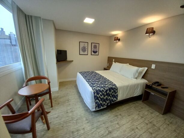 Imagen de la habitación del Hotel Pousada Augusta. Foto 16