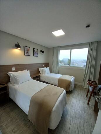 Imagen de la habitación del Hotel Pousada Augusta. Foto 17