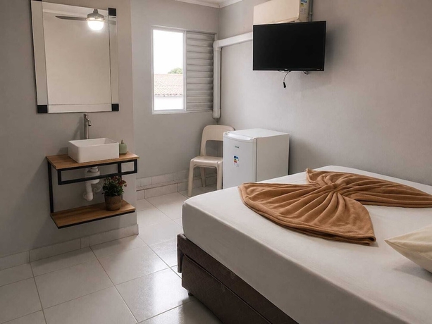 Imagen de la habitación del Hotel Pousada Avia&ccedil;&atilde;o. Foto 2