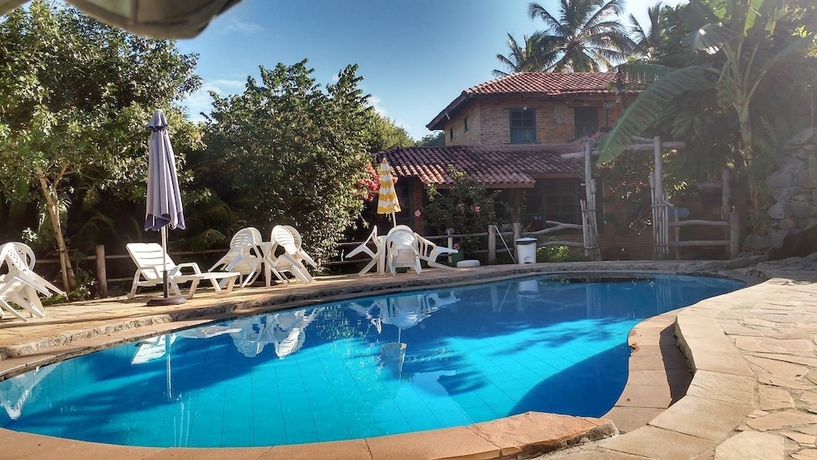 Imagen de la piscina del Hotel Pousada Ax&eacute;, Prado. Foto 18