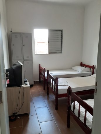 Imagen de la habitación del Hotel Pousada Bara&uacute;na. Foto 3