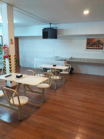 Imagen del bar/restaurante del Hotel Pousada Beija-Flor, Po&ccedil;os de Caldas. Foto 5