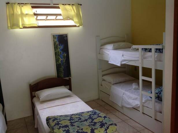 Imagen de la habitación del Hotel Pousada Beira Mar, Garopaba. Foto 12