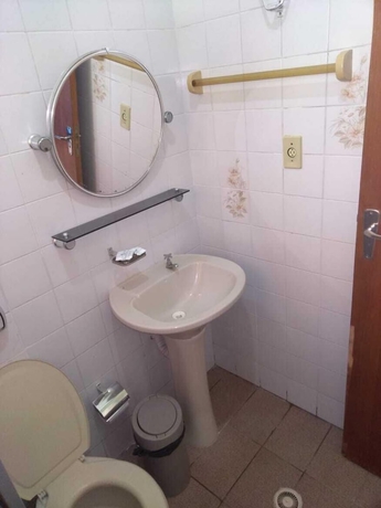 Imagen de la habitación del Hotel Pousada Bella Mar, Bertioga. Foto 18