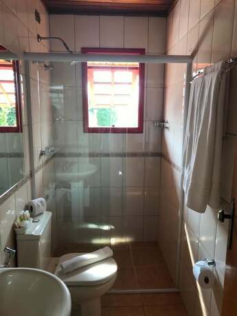 Imagen de la habitación del Hotel Pousada Benevento. Foto 17
