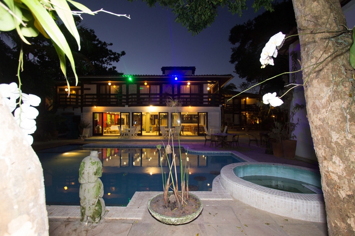 Imagen de la piscina del Hotel Pousada Blue Marlin. Foto 13