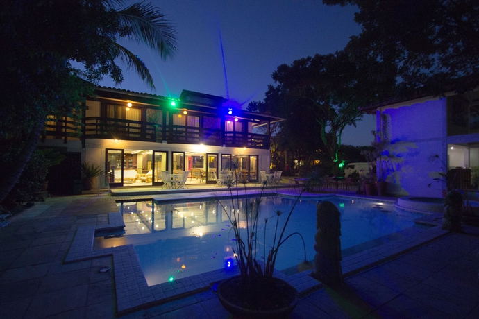 Imagen de la piscina del Hotel Pousada Blue Marlin. Foto 16