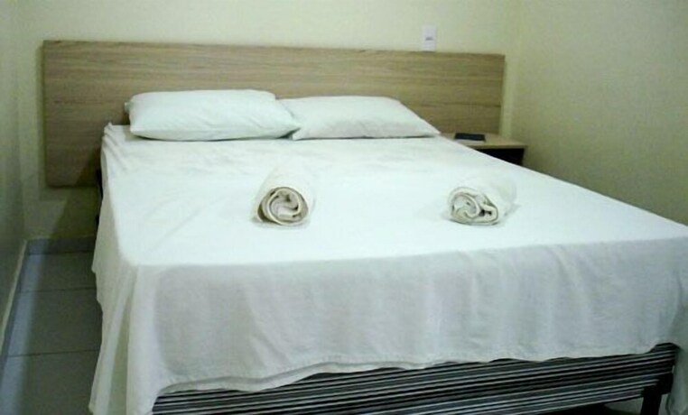 Imagen de la habitación del Hotel Pousada Boi Bumb&aacute; Tamba&uacute;. Foto 20
