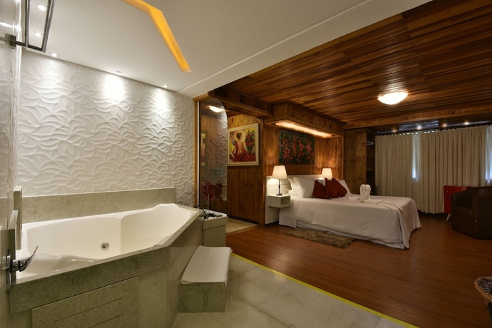 Imagen de la habitación del Hotel Pousada Bor&ocirc;. Foto 6