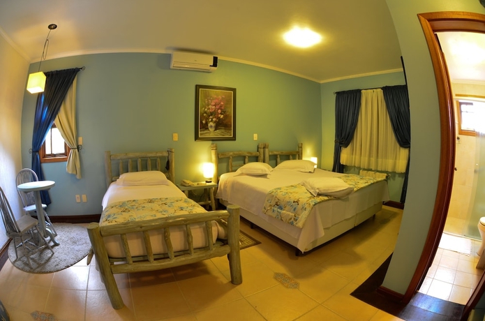 Imagen de la habitación del Hotel Pousada Bor&ocirc;. Foto 18