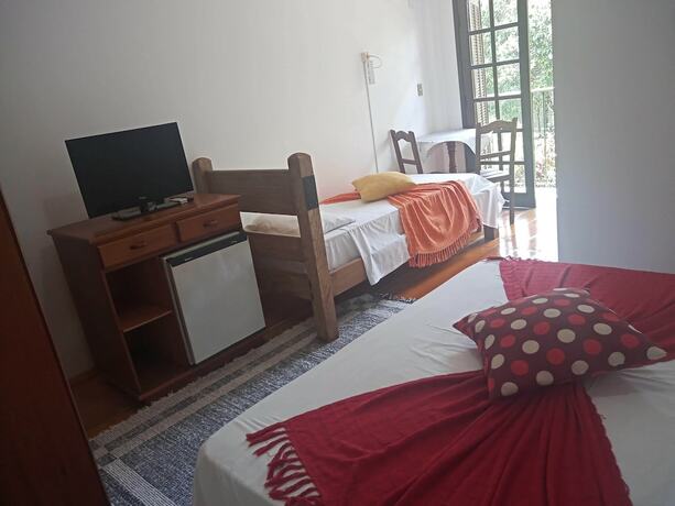 Imagen de la habitación del Hotel Pousada Bosque do Esquilo. Foto 14