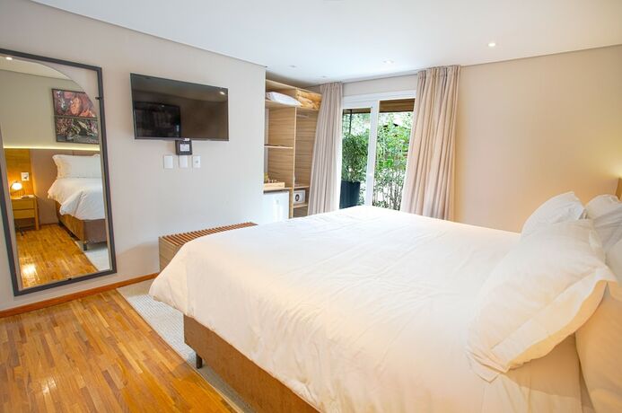 Imagen de la habitación del Hotel Pousada Boutique Figueira da Serra. Foto 16