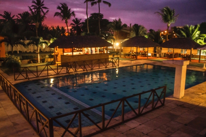 Imagen de la piscina del Hotel Pousada Brasil Cumbuco. Foto 7