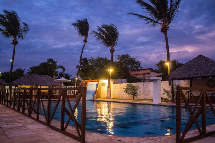Imagen de la piscina del Hotel Pousada Brasil Cumbuco. Foto 17