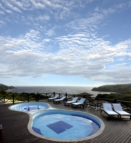 Imagen de la piscina del Hotel Pousada Brava Club. Foto 16