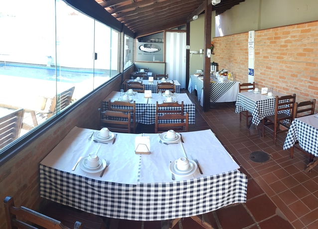 Imagen del bar/restaurante del Hotel Pousada Brisas De Buzios. Foto 7