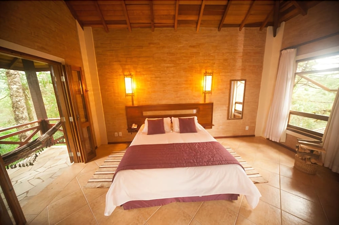 Imagen de la habitación del Hotel Pousada Bucaneve. Foto 4