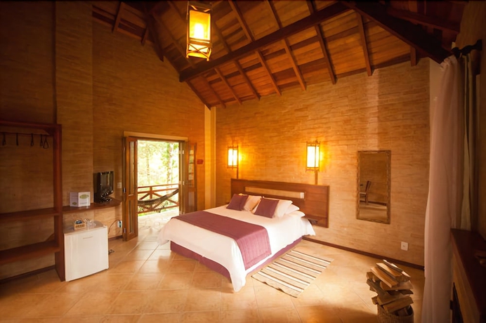 Imagen de la habitación del Hotel Pousada Bucaneve. Foto 6