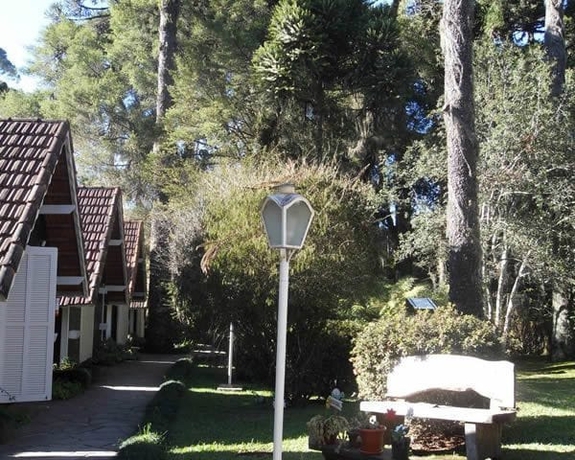 Imagen de los exteriores del Hotel Pousada Caliandra Da Serra. Foto 18