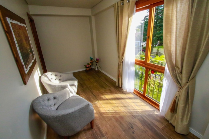 Imagen de los interiores del Hotel Pousada Caminho dos Pl&aacute;tanos. Foto 16
