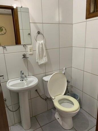 Imagen de la habitación del Hotel Pousada Campo Alegre. Foto 22