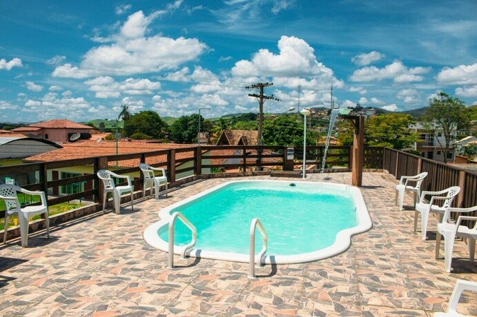 Imagen de la piscina del Hotel Pousada Campo Alegre. Foto 40
