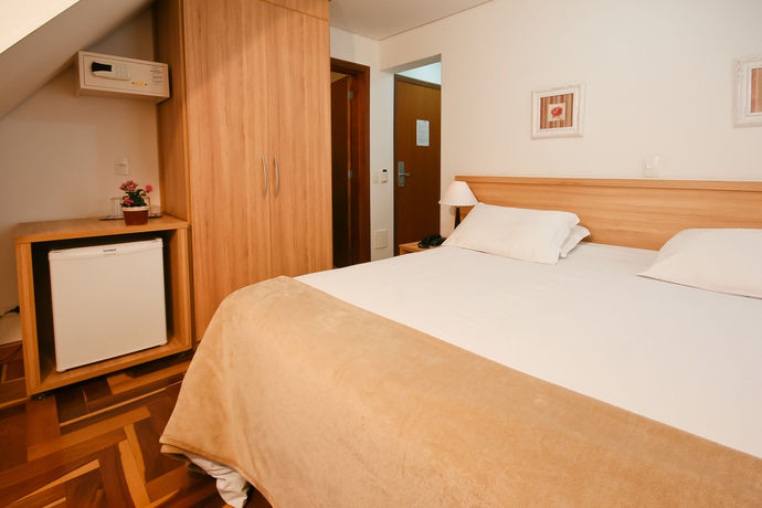 Imagen de la habitación del Hotel Pousada Campos Dos Holandeses. Foto 8