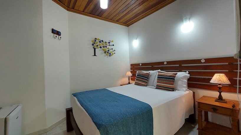 Imagen de la habitación del Hotel Pousada Canoa Cai&ccedil;ara. Foto 14