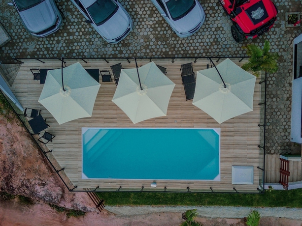 Imagen de la piscina del Hotel Pousada Canto do Cedro. Foto 15