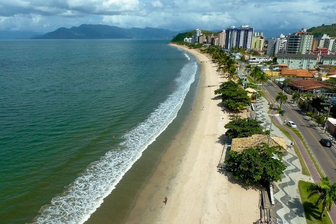 Imagen de los exteriores del Hotel Pousada Caragu&aacute;, Caraguatatuba. Foto 8