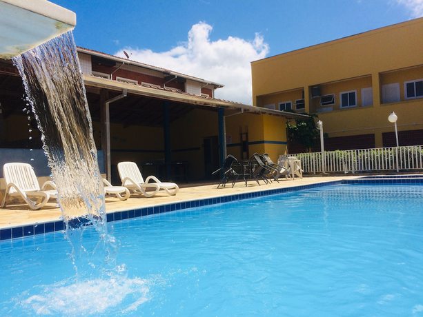 Imagen de la piscina del Hotel Pousada Caragu&aacute;, Caraguatatuba. Foto 10