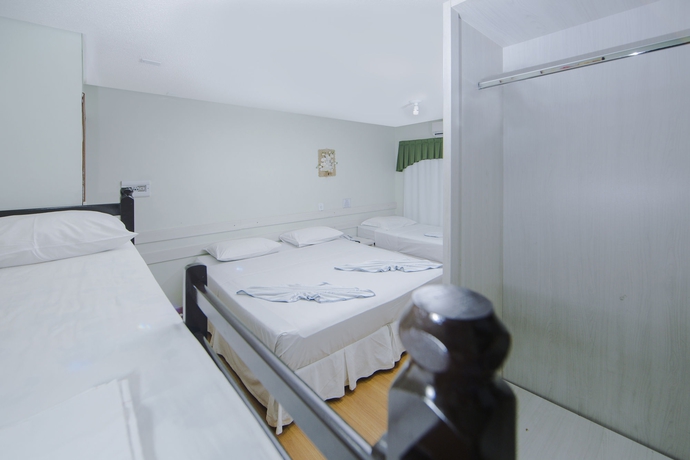 Imagen de la habitación del Hotel Pousada Caroline. Foto 7