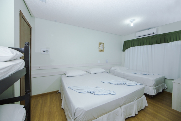 Imagen de la habitación del Hotel Pousada Caroline. Foto 9