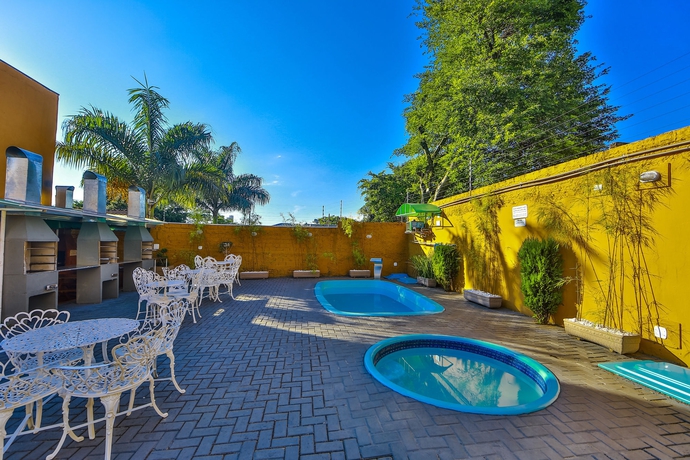 Imagen de la piscina del Hotel Pousada Caroline. Foto 16