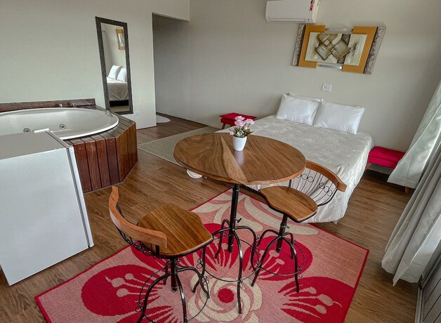 Imagen de la habitación del Hotel Pousada Casa Redonda. Foto 17