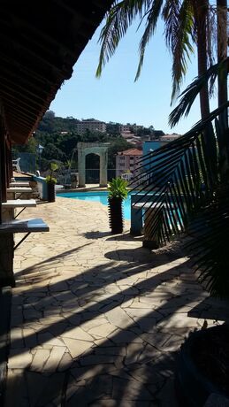 Imagen de la piscina del Hotel Pousada Casar&atilde;o, Serra Negra. Foto 36