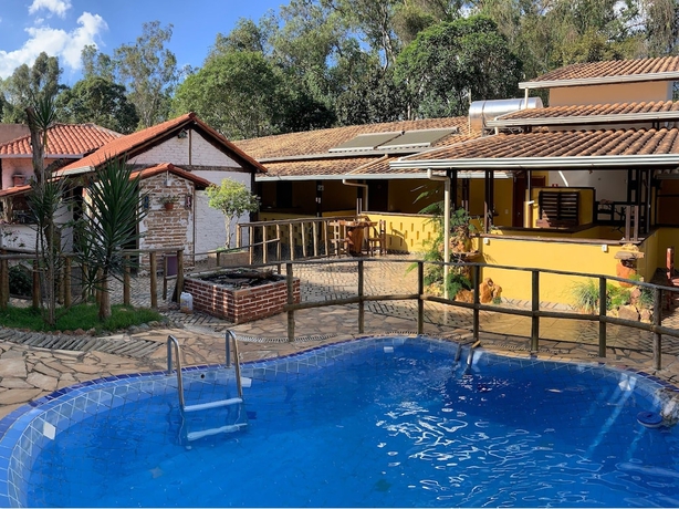 Imagen de la piscina del Hotel Pousada Casinha Velha. Foto 10