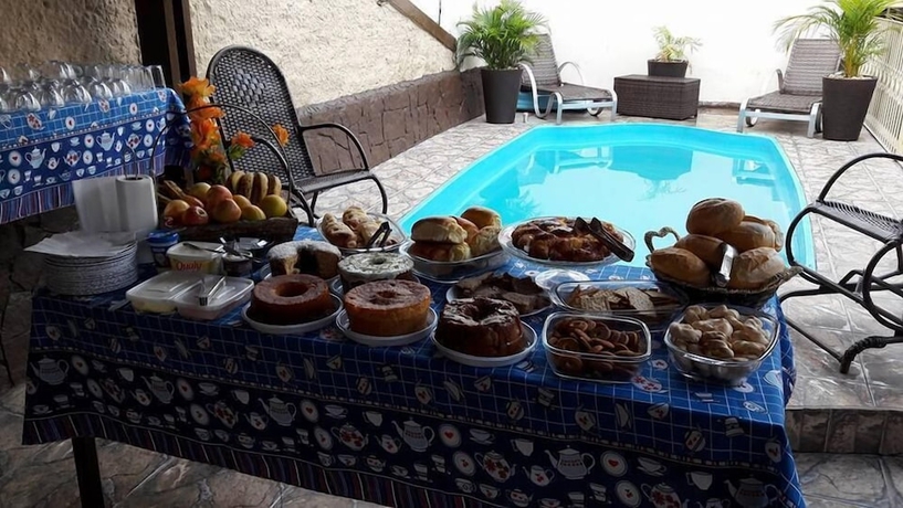 Imagen de la piscina del Hotel Pousada Castro. Foto 19